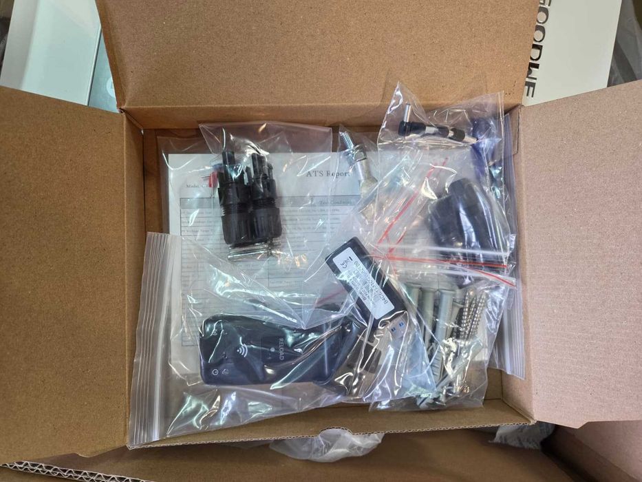 Invertor solar hibrid monofazat GoodWe GW3648D‑ES