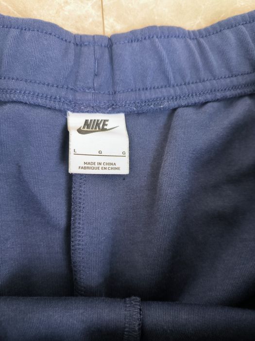 Nike Tech fleece L размер долнище