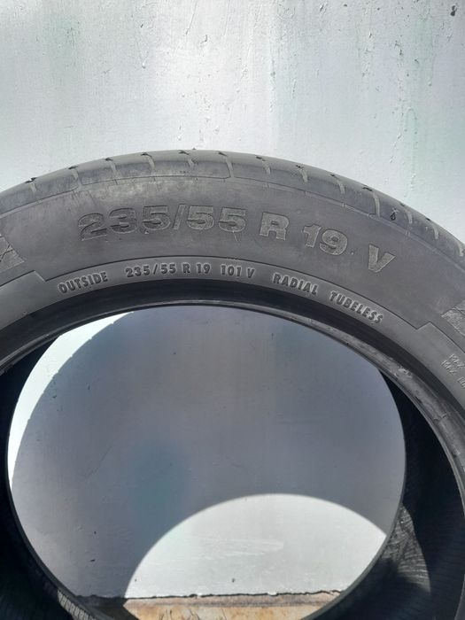 Продам комплект резины.