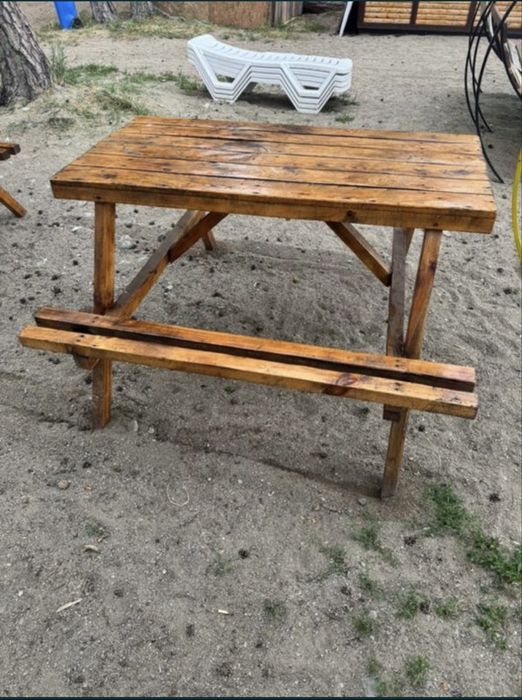 Продам стол с лавками