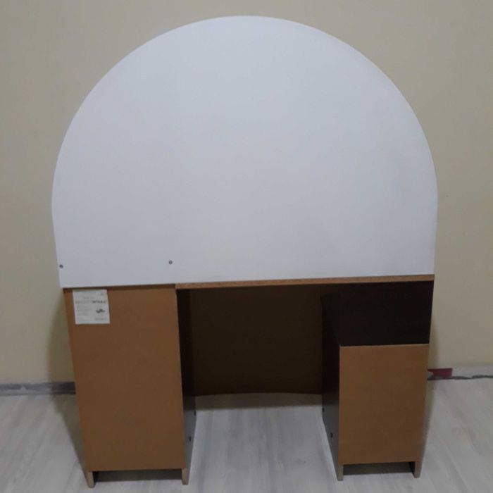 Masa de toaleta cu oglinda si sertare