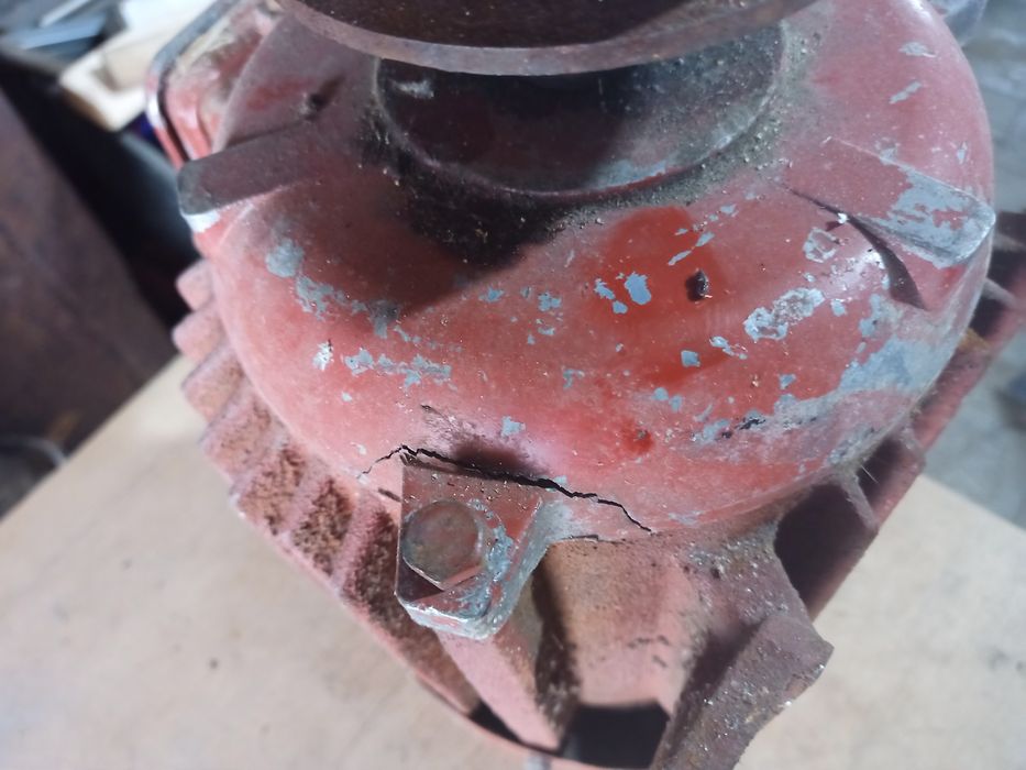 Электродвигатель 2.2 КВ, 950об.мин