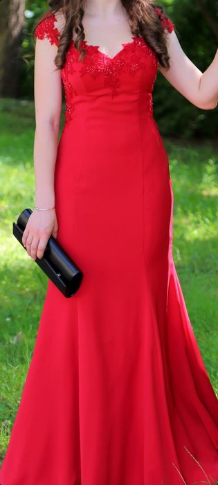 Официална рокля за празник