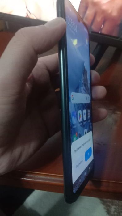 Телефон Редми бу