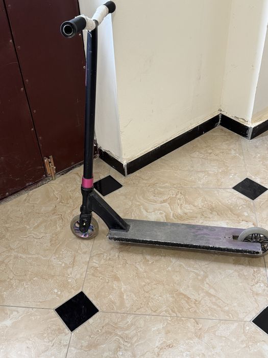 Продам трюковой самокат