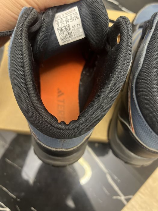 Сапоги adidas рр 35, кроссовки