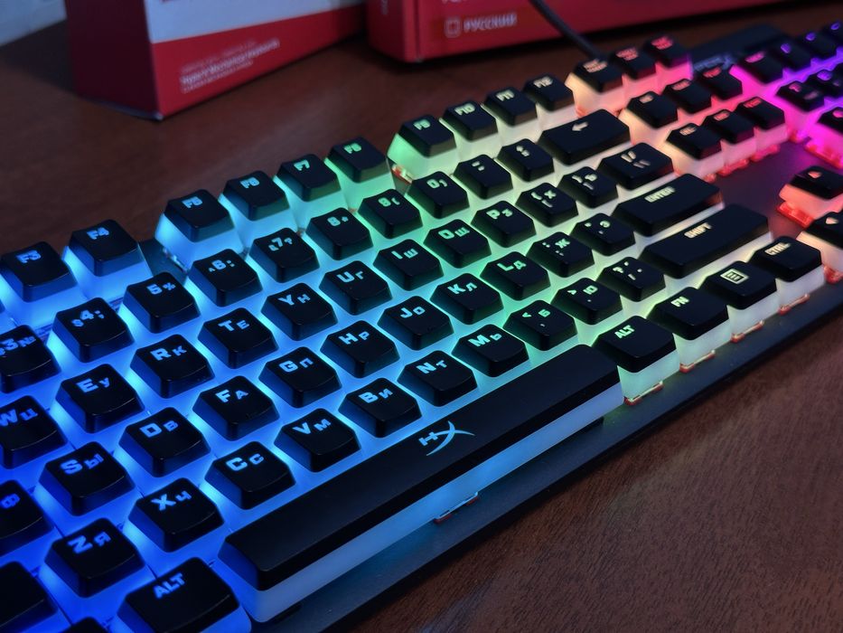 Hyperx Alloy Origins + keycaps