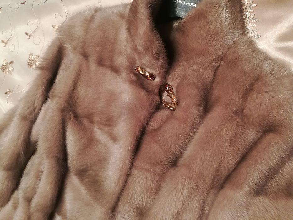 Продается, Шуба Норковая НОВАЯ