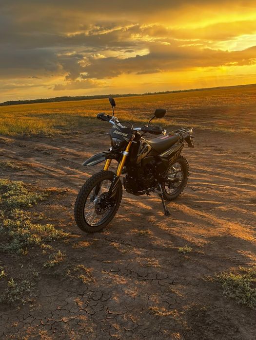 Продам эндуро 300 кубов