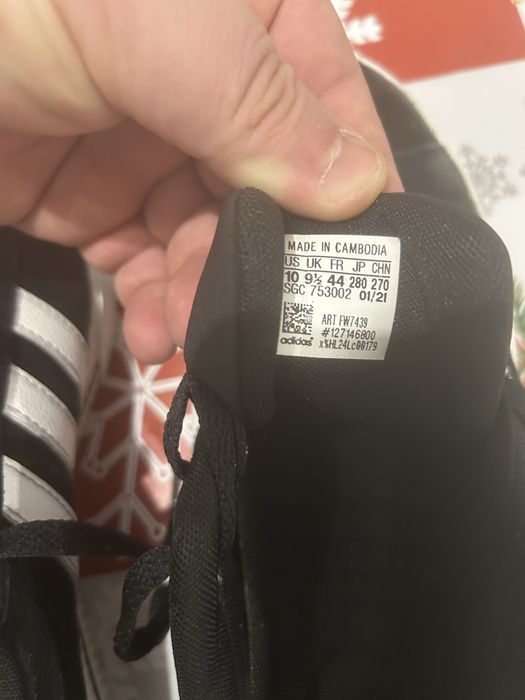 Adidasi adidas in stare foarte buna
