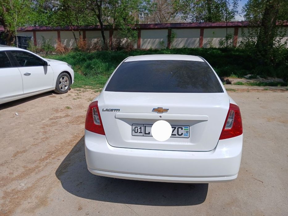 Lacetti Gentra 2023 срочно пробег чистая