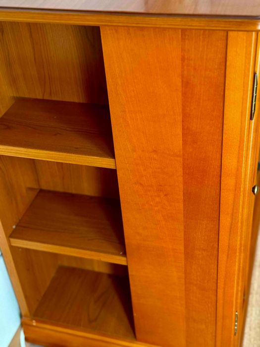 Масивен комплект Бюфет + Витрина + ТВ/Видео Шкаф