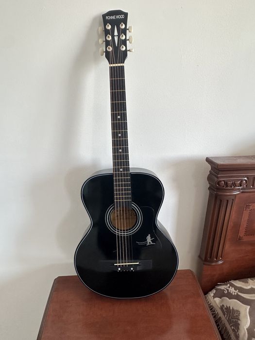 Гитара новая новая