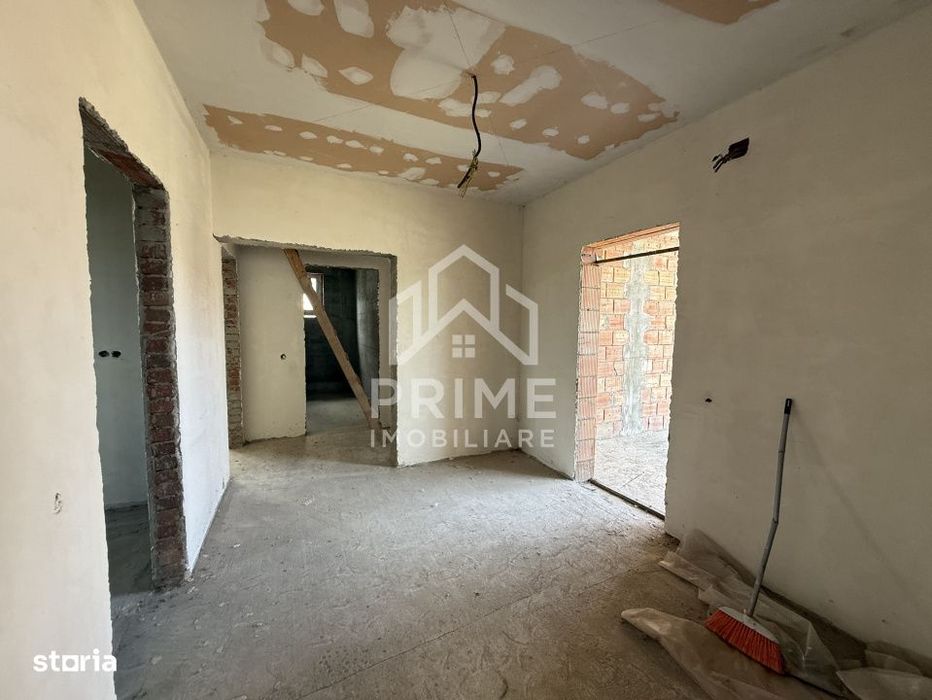 Casa semifinisata de vanzare | Cartier Recea | 604 mp teren| 104 mp ut