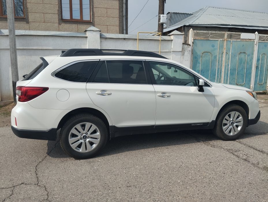 Субару аутбак 2016г срочно