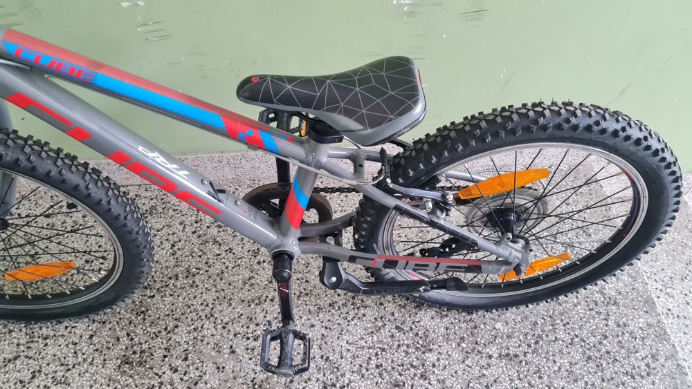 Продавам Cube 20 Action Team Grey детски алуминиев велосипед/колело