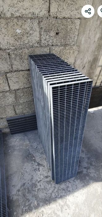 Trepte zincate galvanizate
