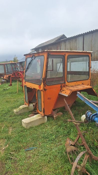 Cabina tractor utb 650