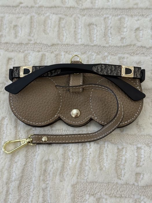 Чехлы для очков кожа