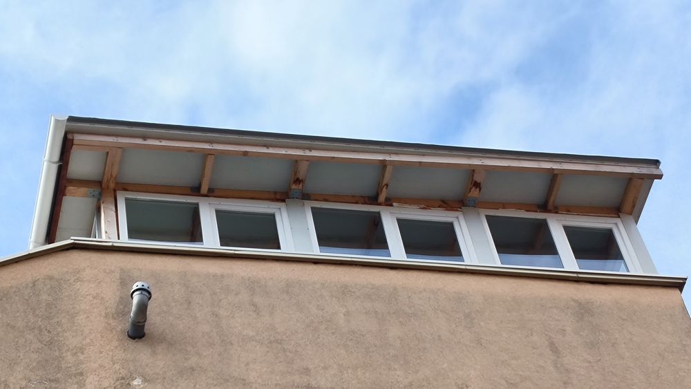 Конструкция от дърво и термопанел 5х9х2,5 м - 45м"