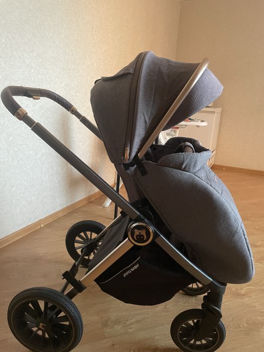 Продам коляску 2 в 1