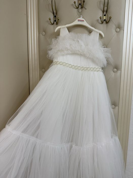 Детское платье в иделе, новое