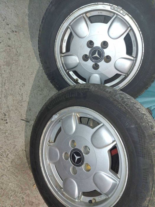 Продавам джанти с гуми за Мерцедес