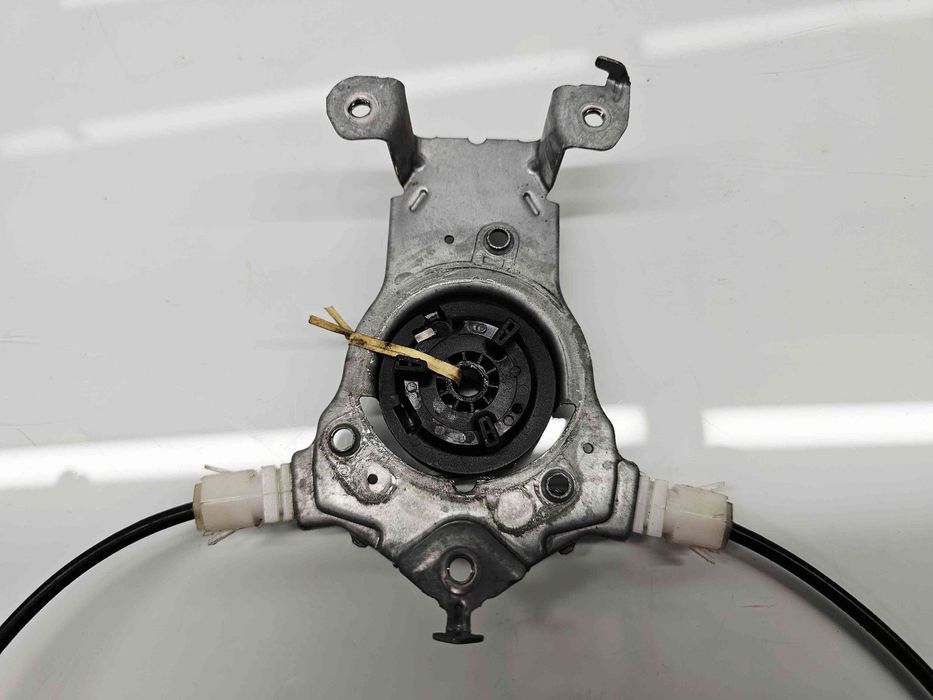 Macara electrica geam dreapta spate Nissan Qashqai Facelift (2) [Fabr
