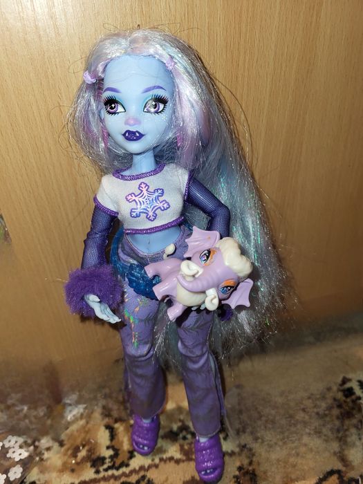 Păpuși Monster high