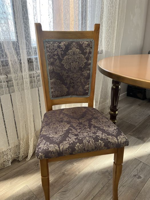 Стол, 4 стула в подарок