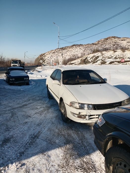 Продам машину Toyota