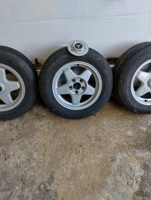 Гуми с джанти за мерцедес