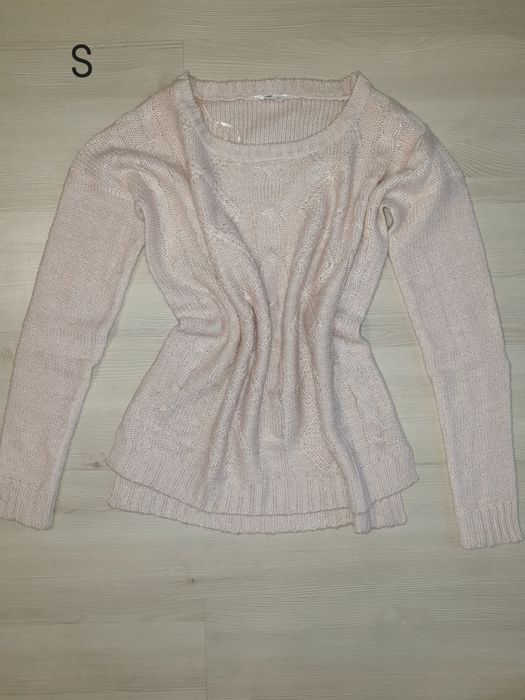 Pulovere/Bluze 10 lei oricare