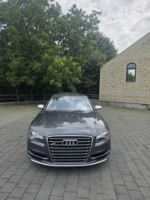 Audi S8 701Cai & 1045Nm