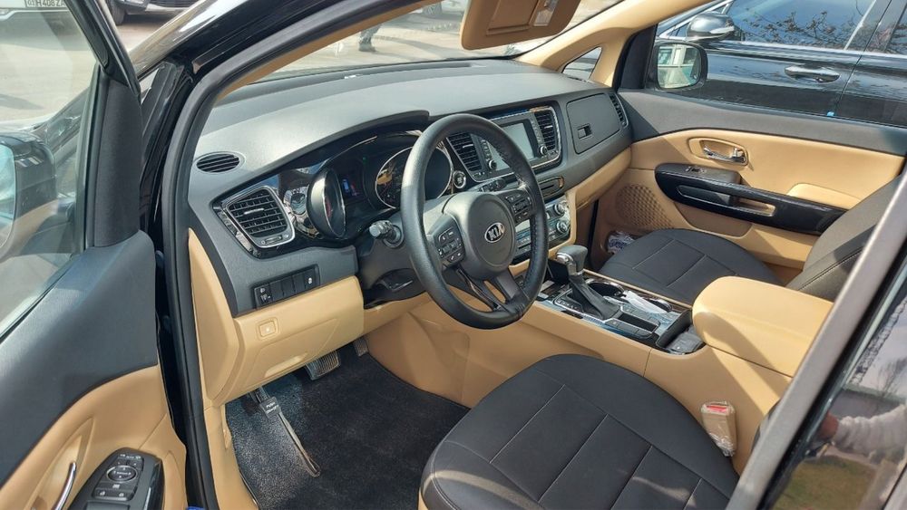 Поездка по Узбекистан автомобиль кия карнивал