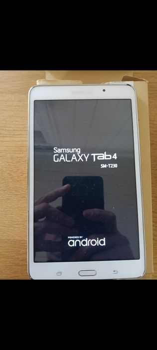 Vând tabletă Samsung Galaxy tab 4
