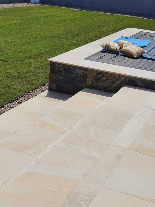 Trepte exterior din granit, travertin, piatra naturala