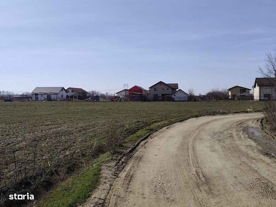 FARA COMISIOANE in Sabareni teren in suprafata de 23200mp gaze curent