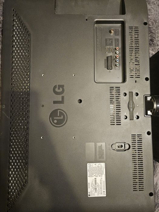 Телевизор LG 32CS460