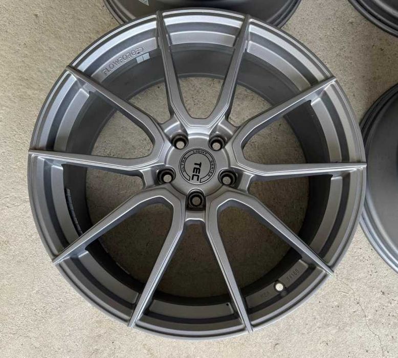 TEC GT-Race-I - 8,5x20 / 5x114,3 (Flowforged - Ultra Light - 9,25kg)