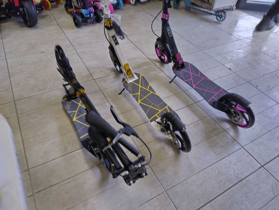 BYOX Детска тротинетка CHIC