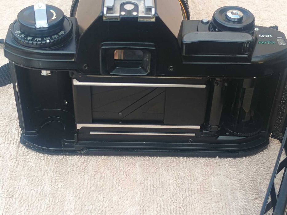 Aparat foto Nikon EM