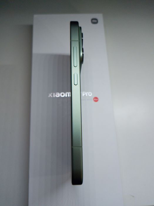 Xiaomi 17 Pro verde
