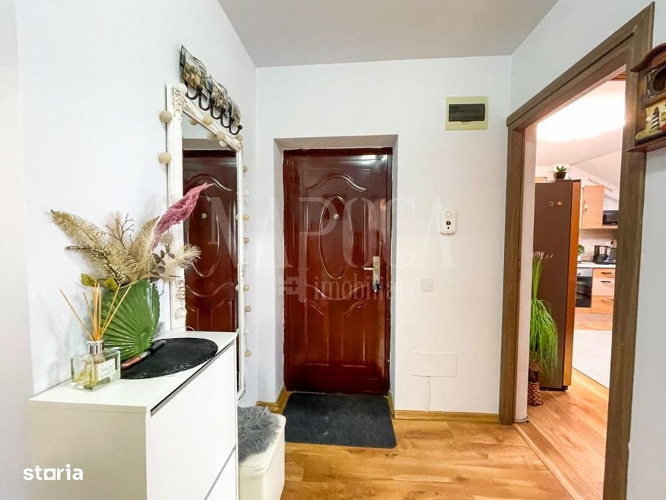 Apartament 3 camere de vanzare in Floresti