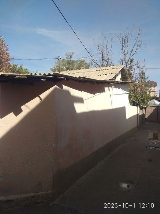 Срочна сотилади 3 сотих