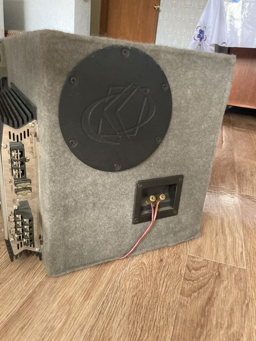 Продам саббуфер продам