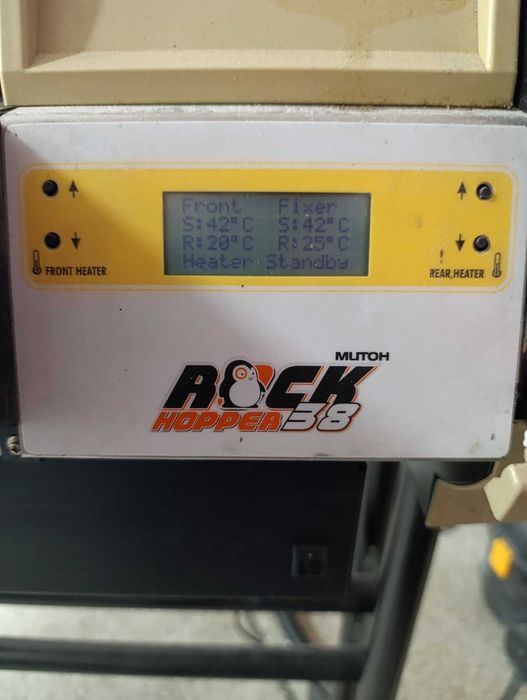 2 броя солвентни принтери за части Mutoh Rock HOpper 7 и 38