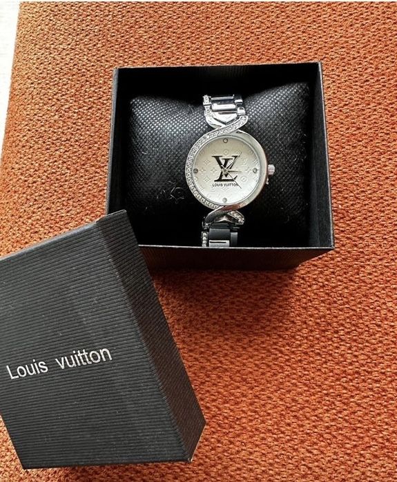 Ceas dama silver lv