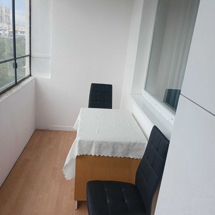 Дава се под наем Тристаен апартамент в София, Оборище - 75 кв.м за 507.45 € - Снимка #1