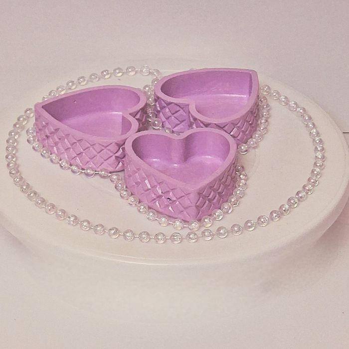 Изделия из гипса